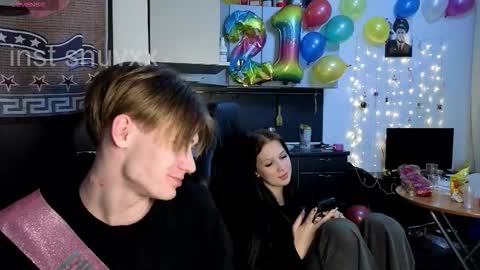 Snapshot of louie_evans chatting on 02-06-26, 04:17 louie_evans online show from 02-06-26, 04:17