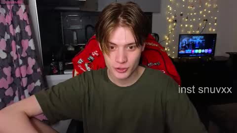 Snapshot of louie_evans chatting on 03-01-26, 09:39 louie_evans online show from 03-01-26, 09:39