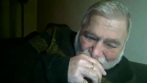 louis_chokdee online show from 12-22-24, 04:06