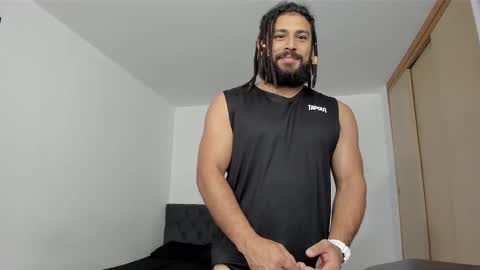 Snapshot of louis_marley_ chatting on 11-18-25, 02:39 louis_marley_ online show from 11-18-25, 02:39