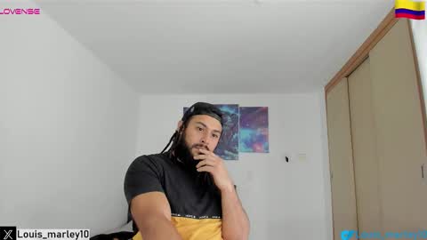 Snapshot of louis_marley_ chatting on 12-14-25, 08:35 louis_marley_ online show from 12-14-25, 08:35