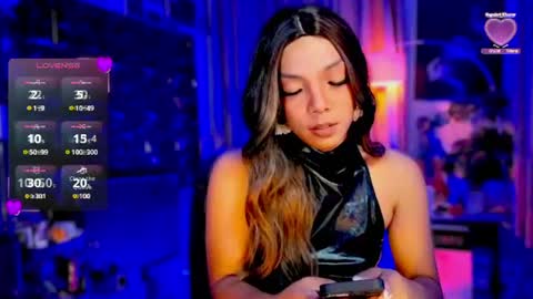 Snapshot of louisassy chatting on 07-19-26, 03:21 Louisa online show from 07-19-26, 03:21