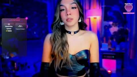 Snapshot of louisassy chatting on 07-20-26, 02:59 Louisa online show from 07-20-26, 02:59