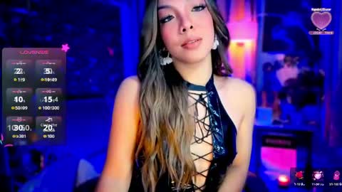Snapshot of louisassy chatting on 07-24-26, 02:53 Louisa online show from 07-24-26, 02:53