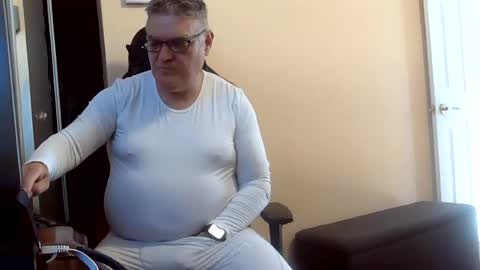 loumtl3 online show from 07-24-26, 12:36