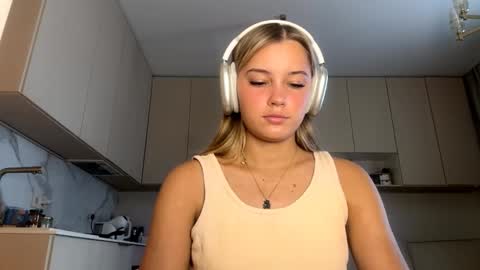 Eliza online show from 02-23-26, 06:44