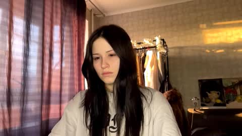 Elfie online show from 03-12-26, 04:13