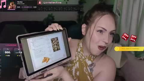 Snapshot of lovalentine chatting on 01-07-26, 05:21 Lo Valentine online show from 01-07-26, 05:21