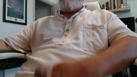 love2c2c2 online show from 05-18-26, 12:44
