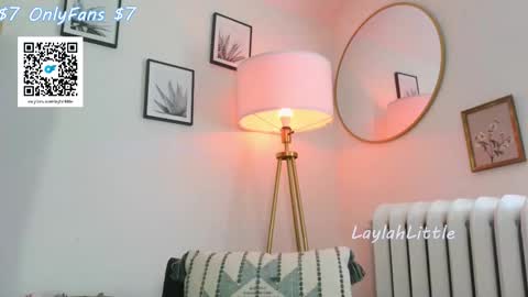 Snapshot of love4layla chatting on 10-09-25, 05:11 Laylah Little online show from 10-09-25, 05:11
