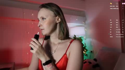 Snapshot of love_agatha chatting on 02-11-25, 10:15 Agatha online show from 02-11-25, 10:15