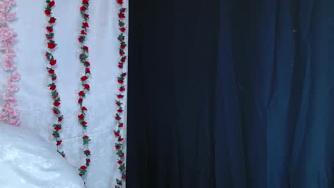 love bella  online show from 12-12-24, 12:55