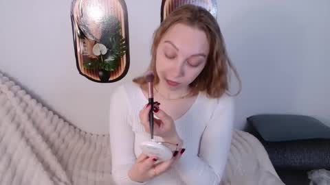 Snapshot of love_bella_ chatting on 05-07-26, 12:49 love bella online show from 05-07-26, 12:49