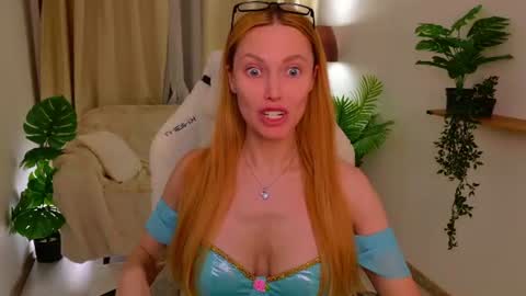 Snapshot of love_call chatting on 06-24-26, 02:21 love_call online show from 06-24-26, 02:21