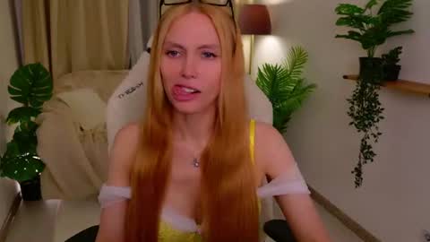 Snapshot of love_call chatting on 07-03-26, 02:18 love_call online show from 07-03-26, 02:18
