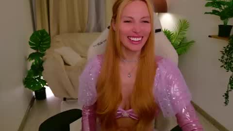 Snapshot of love_call chatting on 07-10-26, 02:38 love_call online show from 07-10-26, 02:38