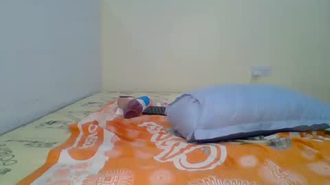 Snapshot of love_doll26 chatting on 07-10-26, 03:11 love doll26 online show from 07-10-26, 03:11