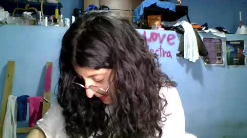 Snapshot of love_electra chatting on 10-10-25, 01:59 love_electra online show from 10-10-25, 01:59