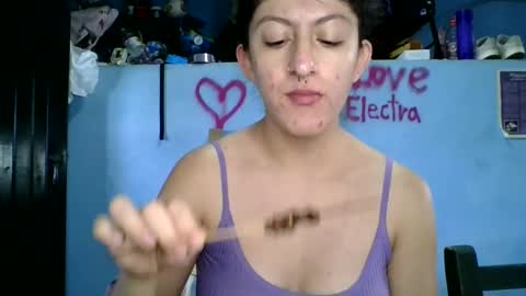 Snapshot of love_electra chatting on 03-28-26, 02:16 love_electra online show from 03-28-26, 02:16