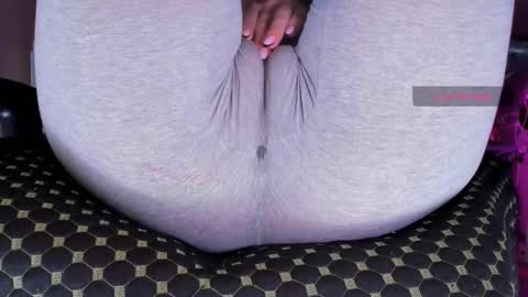 Kira online show from 11-30-25, 08:51