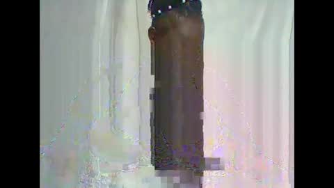 Lynn online show from 11-16-25, 03:28