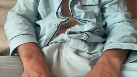 Snapshot of lovecoquin chatting on 11-04-25, 02:27 lovecoquin online show from 11-04-25, 02:27