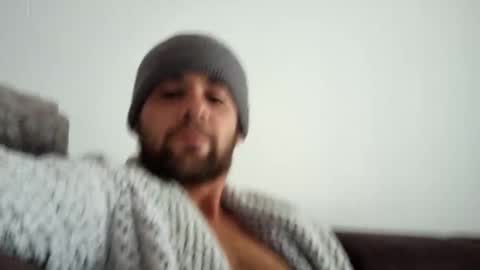 Snapshot of lovecouple0910 chatting on 01-05-25, 12:42 lovecouple0910 online show from 01-05-25, 12:42