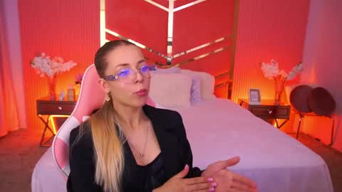 loveedove online show from 05-19-26, 05:58