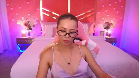 Snapshot of loveedove chatting on 06-23-26, 12:03 loveedove online show from 06-23-26, 12:03