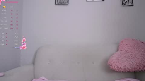 Snapshot of loveegirll chatting on 02-09-25, 03:22 katalina online show from 02-09-25, 03:22