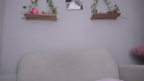 Snapshot of loveegirll chatting on 02-24-25, 03:02 katalina online show from 02-24-25, 03:02