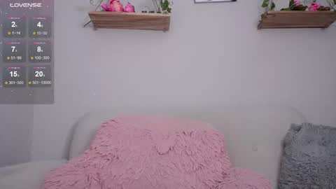 Snapshot of loveegirll chatting on 02-26-25, 09:10 katalina online show from 02-26-25, 09:10