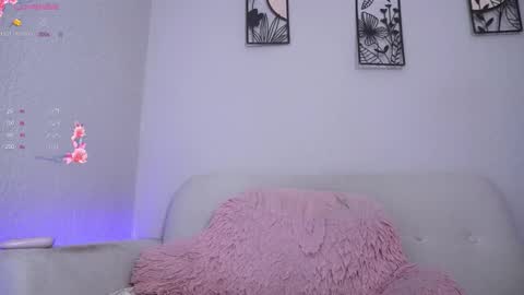 Snapshot of loveegirll chatting on 12-04-25, 04:44 katalina online show from 12-04-25, 04:44