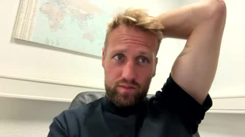 Snapshot of lovefuesse chatting on 09-11-25, 07:52 lovefuesse online show from 09-11-25, 07:52