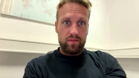 Snapshot of lovefuesse chatting on 09-16-25, 07:42 lovefuesse online show from 09-16-25, 07:42