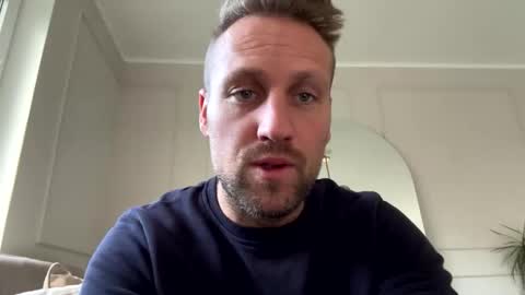 Snapshot of lovefuesse chatting on 10-30-25, 07:43 lovefuesse online show from 10-30-25, 07:43