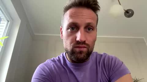 Snapshot of lovefuesse chatting on 11-04-25, 07:40 lovefuesse online show from 11-04-25, 07:40