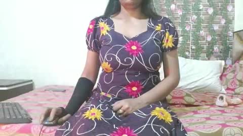 Snapshot of lovefunnitya chatting on 01-04-25, 12:37 Divya online show from 01-04-25, 12:37