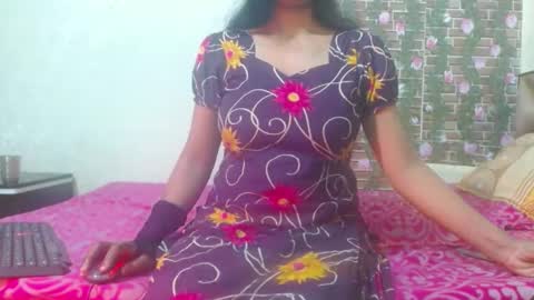 Snapshot of lovefunnitya chatting on 02-10-25, 02:08 Divya online show from 02-10-25, 02:08