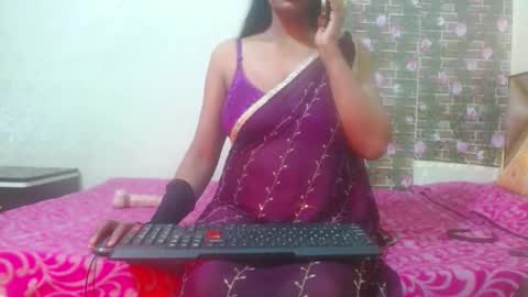 Snapshot of lovefunnitya chatting on 02-10-25, 07:47 Divya online show from 02-10-25, 07:47