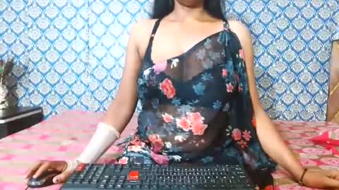 Snapshot of lovefunnitya chatting on 09-14-25, 12:54 Divya online show from 09-14-25, 12:54