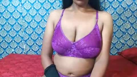 Snapshot of lovefunnitya chatting on 07-26-26, 08:54 Divya online show from 07-26-26, 08:54
