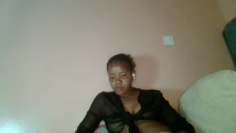Snapshot of lovegal335 chatting on 03-28-26, 06:51 lovegal335 online show from 03-28-26, 06:51