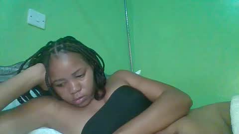 Snapshot of lovegal335 chatting on 05-28-26, 11:51 lovegal335 online show from 05-28-26, 11:51