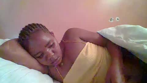 Snapshot of lovegal335 chatting on 07-09-26, 08:40 lovegal335 online show from 07-09-26, 08:40