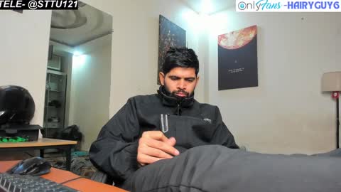Snapshot of lovehairyindian chatting on 12-30-24, 11:59 Indian hairy online show from 12-30-24, 11:59