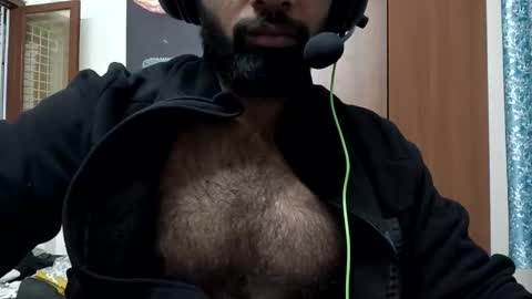 Snapshot of lovehairyindian chatting on 11-14-25, 10:51 Indian hairy online show from 11-14-25, 10:51