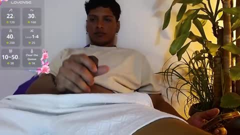 Justin and pandora online show from 04-12-26, 04:06