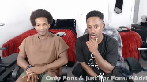 loveleexd21 online show from 04-19-26, 09:17