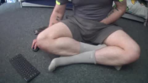 Snapshot of lovelength99 chatting on 12-28-24, 10:58 lovelength99 online show from 12-28-24, 10:58